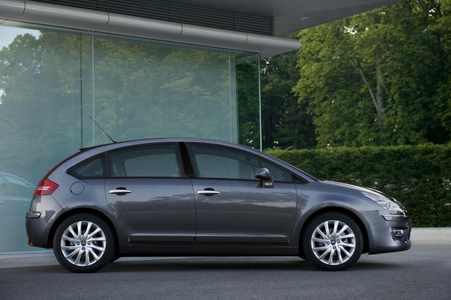  Citroen C4 2008 года  (фото 20 из 69)